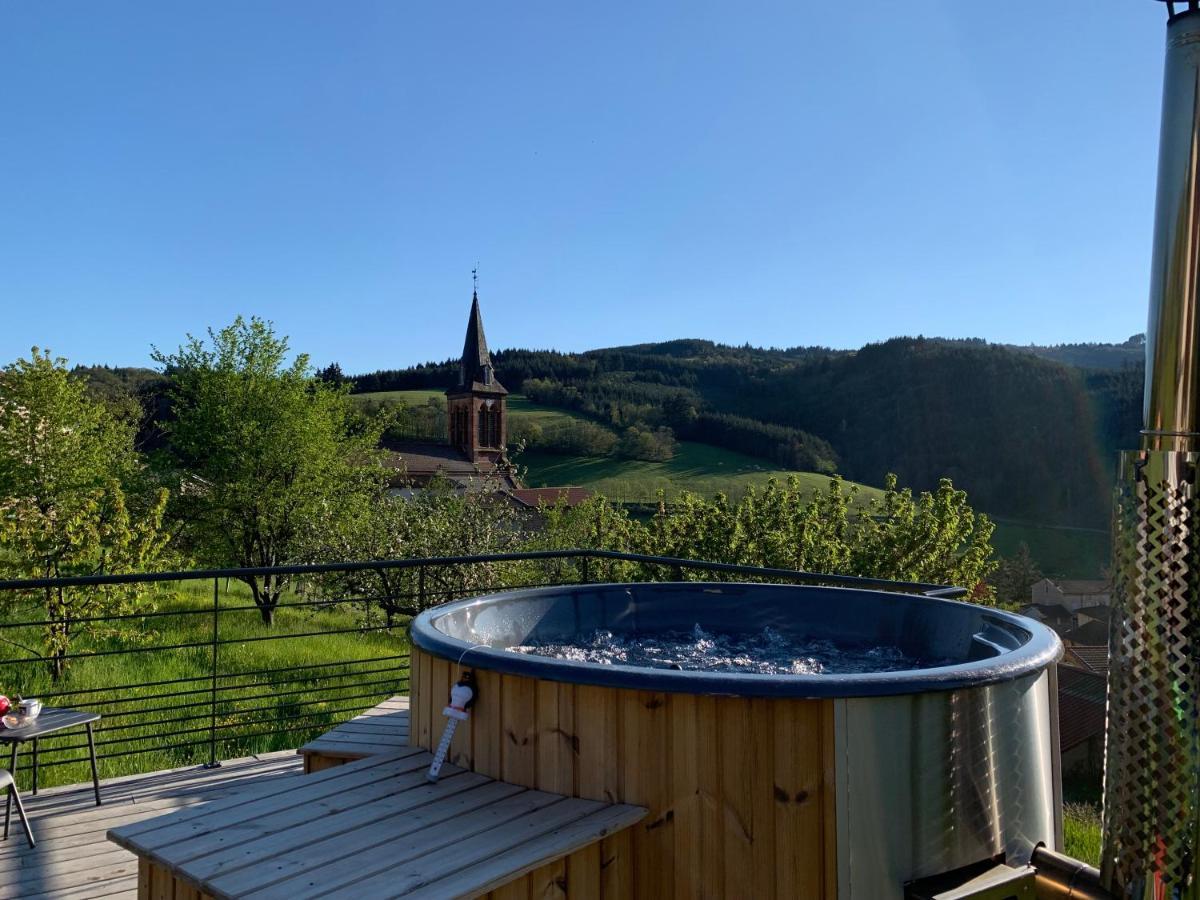 Bed and Breakfast Domaine De La Rue De La Tour Valsonne Экстерьер фото